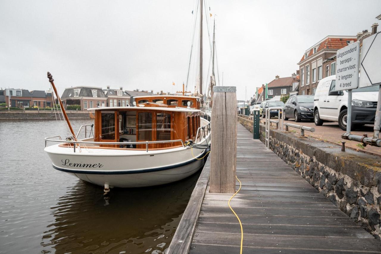 Huis Aan De Haven Lemmer Kültér fotó